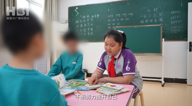 爱心少年播撒希望，环保先锋守护未来[00_00_14][20250603-160126].png
